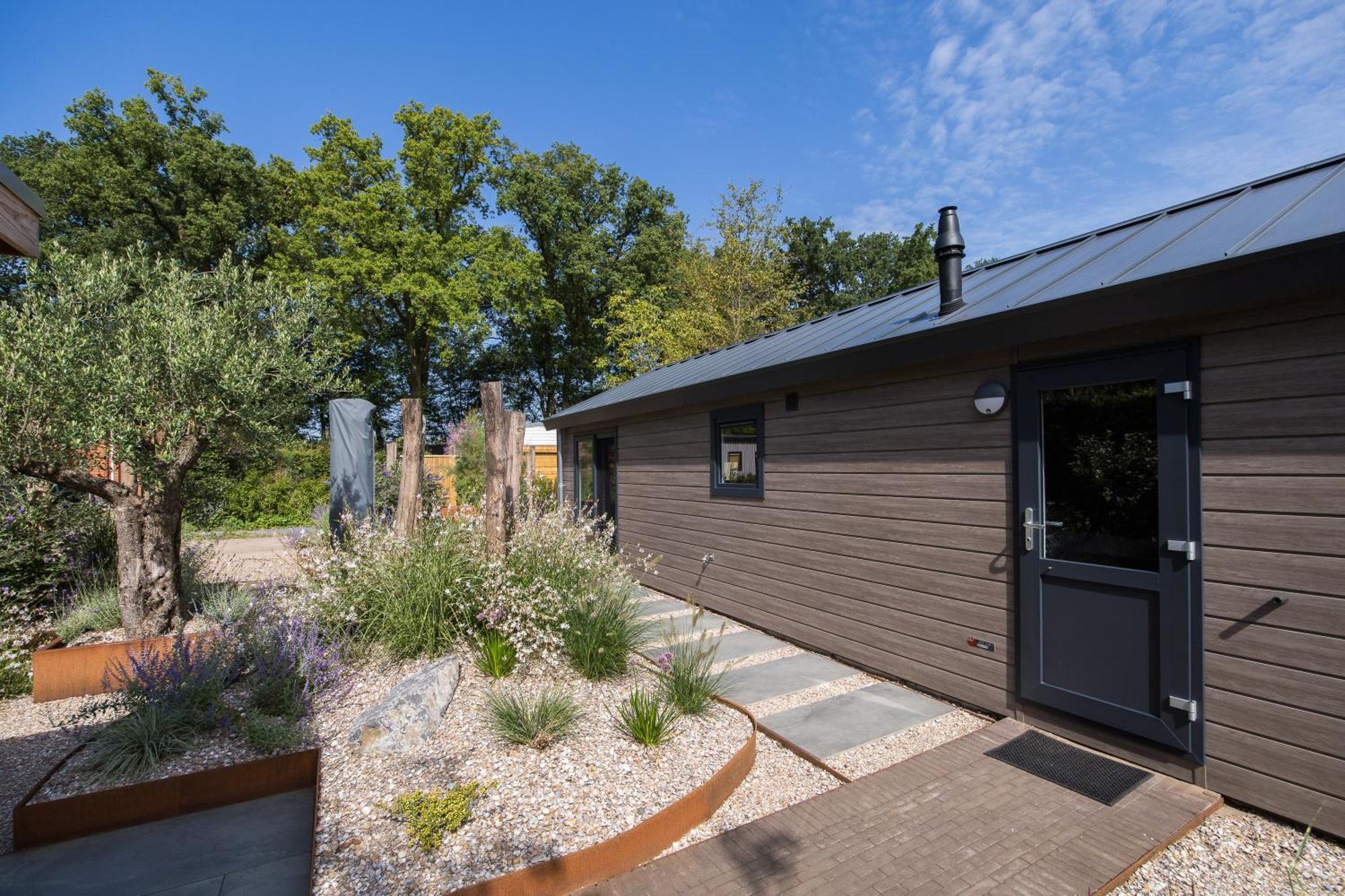 Modern Ingericht Chalet Op Groen Park Op De Veluwe Epe Εξωτερικό φωτογραφία